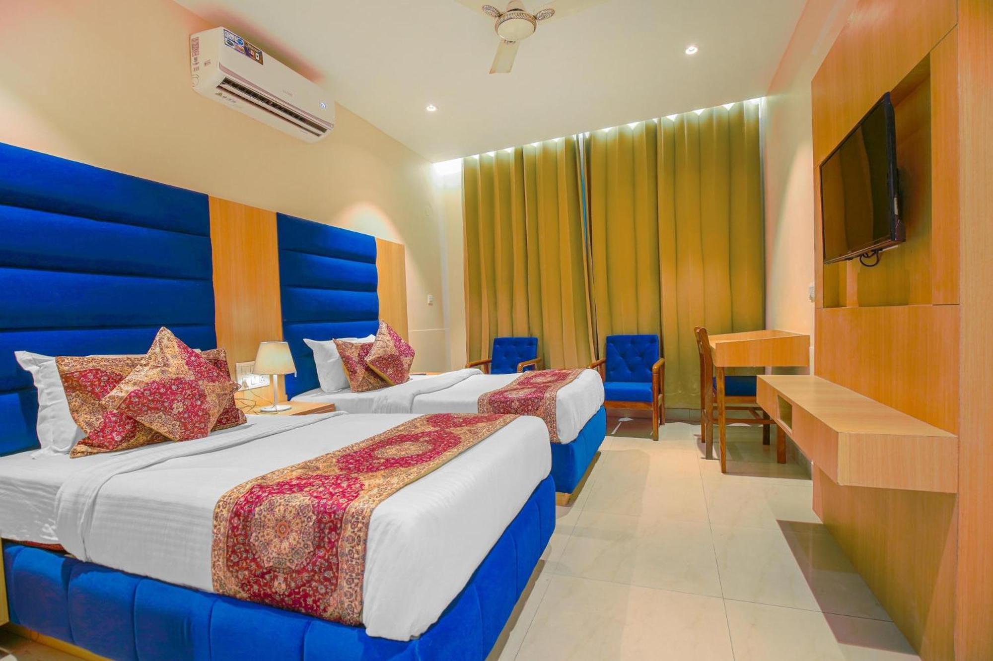 Hotel Ricky By Sahibs Group Amritsar Esterno foto